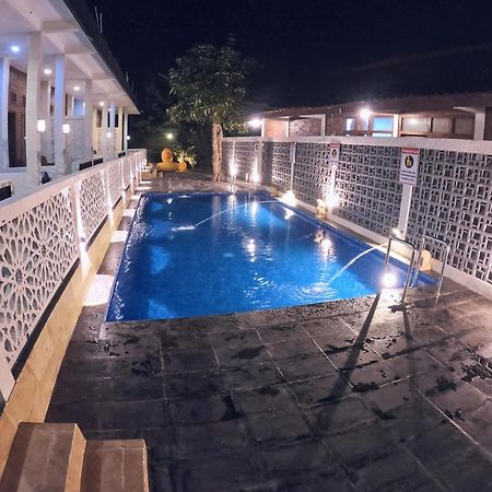 The Royal Joglo Tepus Exterior foto